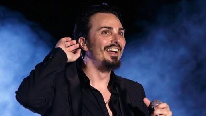 Tony Colombo torna a Palermo: il cantante neomelodico si esibirà al Velodromo Paolo Borsellino / VIDEO