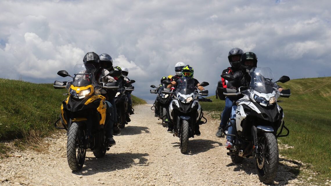 MOTOCICLISTI DA TUTTA ITALIA A SANTA MARIA A VICO PER IL LYNPHIS RIDE: MOTOTERAPIA, SPETTACOLO E SOLIDARIETÀ