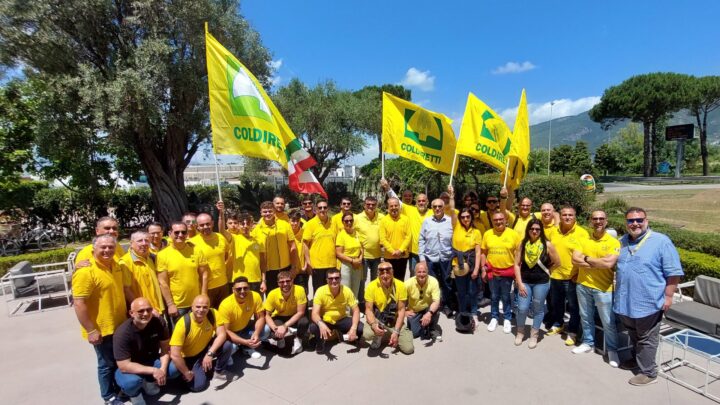 Il “popolo del grano” in marcia: oltre 500 agricoltori campani a Bari per difendere il grano italiano