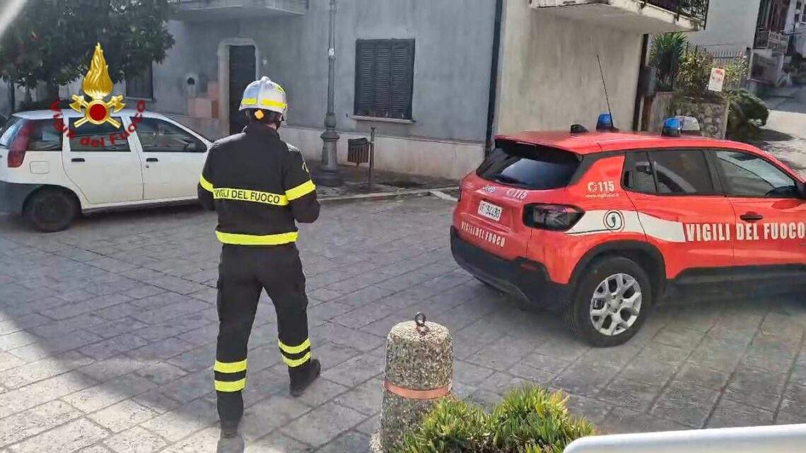 Scosse sismiche in Irpinia: Vigili del Fuoco di Avellino al lavoro per le verifiche tecniche sul territorio/VIDEO