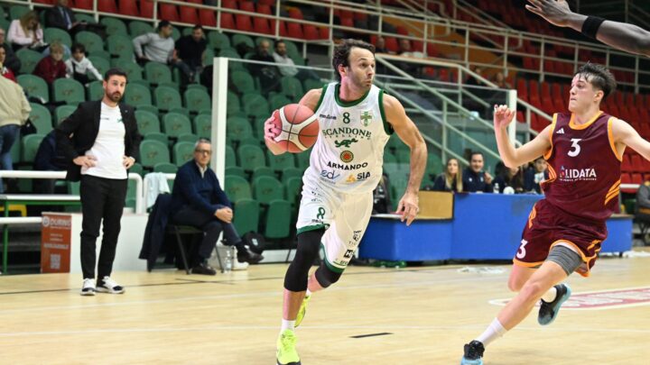 Scandone Avellino, vittoria di carattere: StellaEbk Roma piegata 68-66 nel finale infuocato