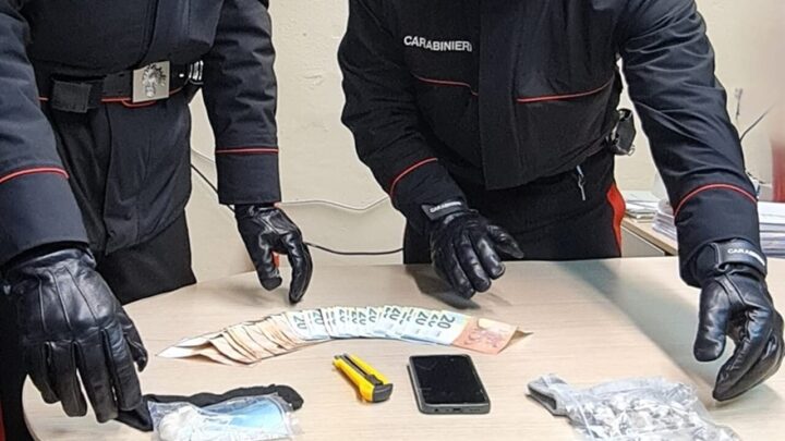 Operazione antidroga in Irpinia: sei misure cautelari eseguite dai Carabinieri su delega della DDA di Napoli