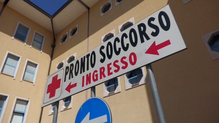 Notte di intensa attività al Pronto soccorso: pochi feriti da petardi e un episodio di aggressione