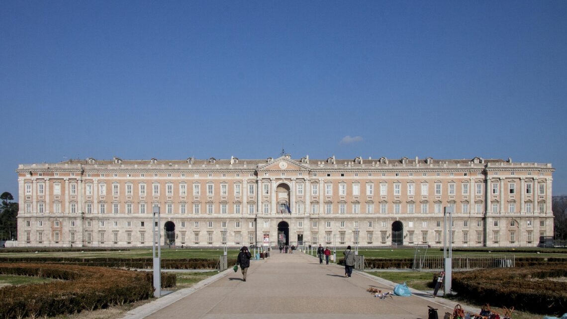 Le Regine protagoniste alla Reggia di Caserta: visite, laboratori e nuovi percorsi per tutte le età