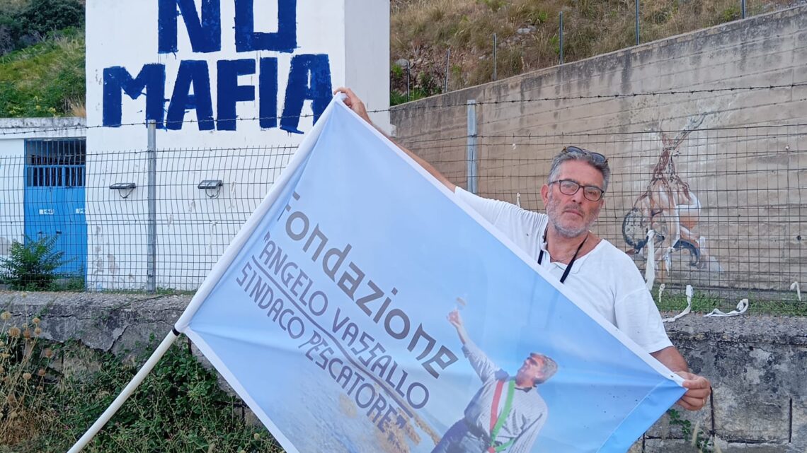 La Fondazione Angelo Vassallo a Capaci: «Verità e giustizia non possono attendere» La Fondazione Angelo Vassallo a Capaci: «Verità e giustizia non possono attendere»