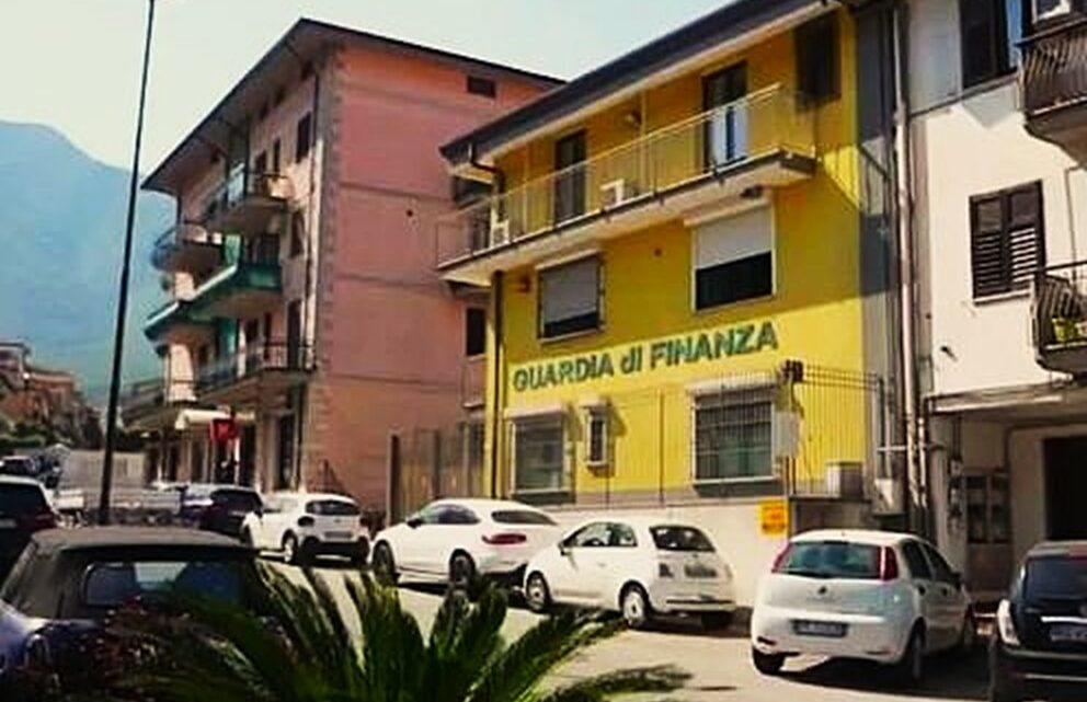 Avellino, la Guardia di Finanza scopre falsa maga: oltre 130mila euro di ricavi non dichiarati Avellino, la Guardia di Finanza scopre falsa maga: oltre 130mila euro di ricavi non dichiarati