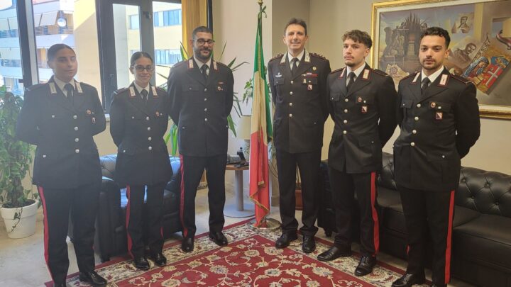 Carabinieri, cinque nuovi Marescialli rafforzano i presìdi dell’Irpinia: consegnate anche due Medaglie d’Oro al Merito di Lungo Comando