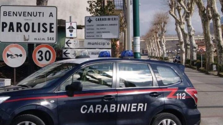 Coltivava cannabis in casa: 50enne nei guai a Parolise