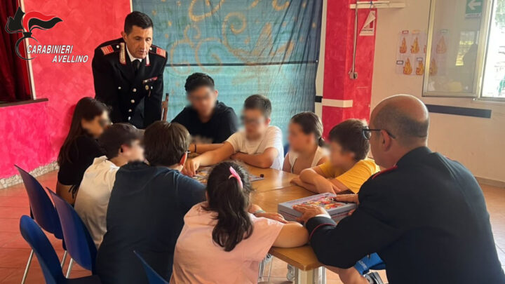 I Carabinieri a Rocca San Felice: un “Viaggio nella consapevolezza” per i più giovani