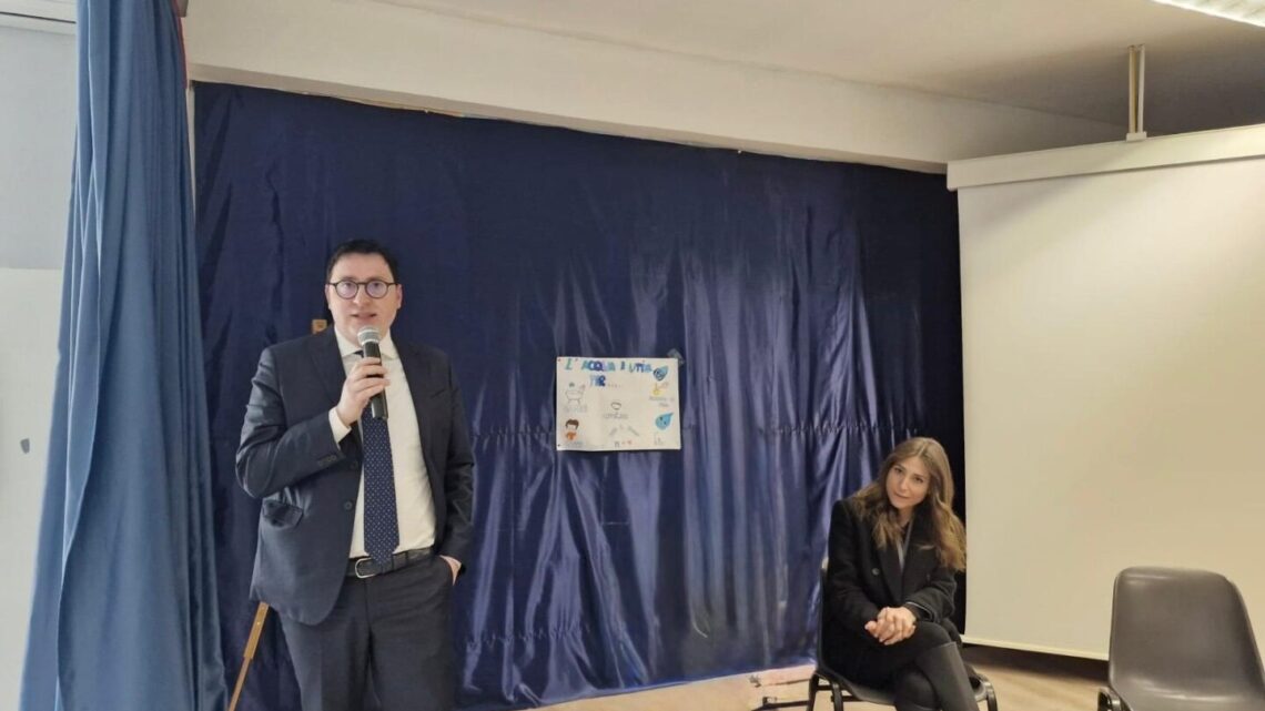 Nuovi fondi per la scuola: Monteforte Irpino capofila del progetto da 470mila euro per la prima infanzia Nuovi fondi per la scuola: Monteforte Irpino capofila del progetto da 470mila euro per la prima infanzia